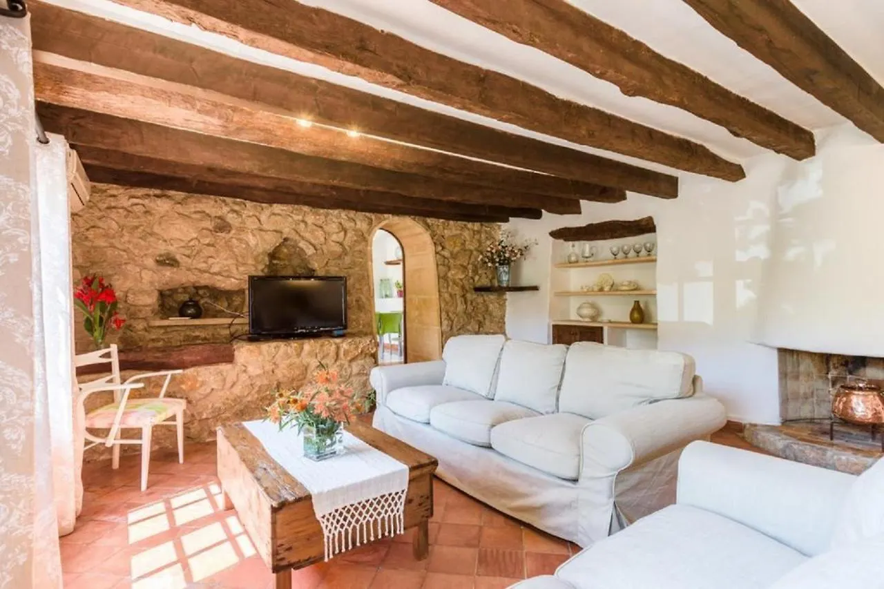 Garroverar Pollença 0*,