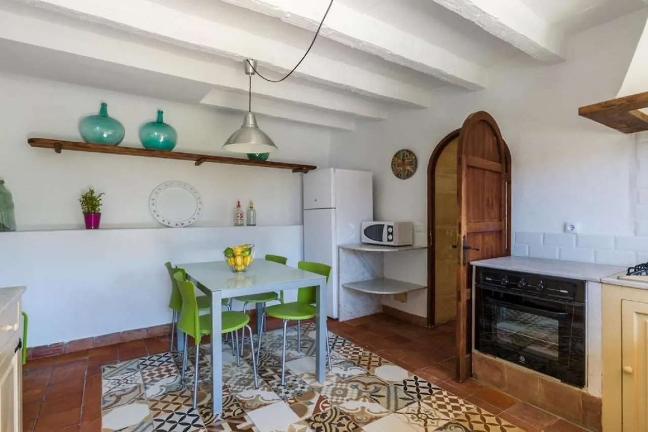 Villa Garroverar Pollença Spanien